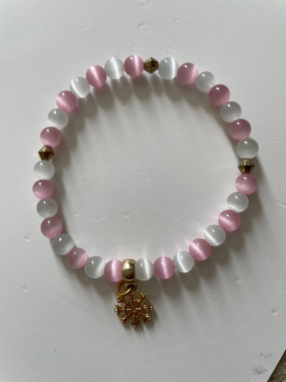 Pink & White Beaded Bracelet with Gold Snowflake Accent